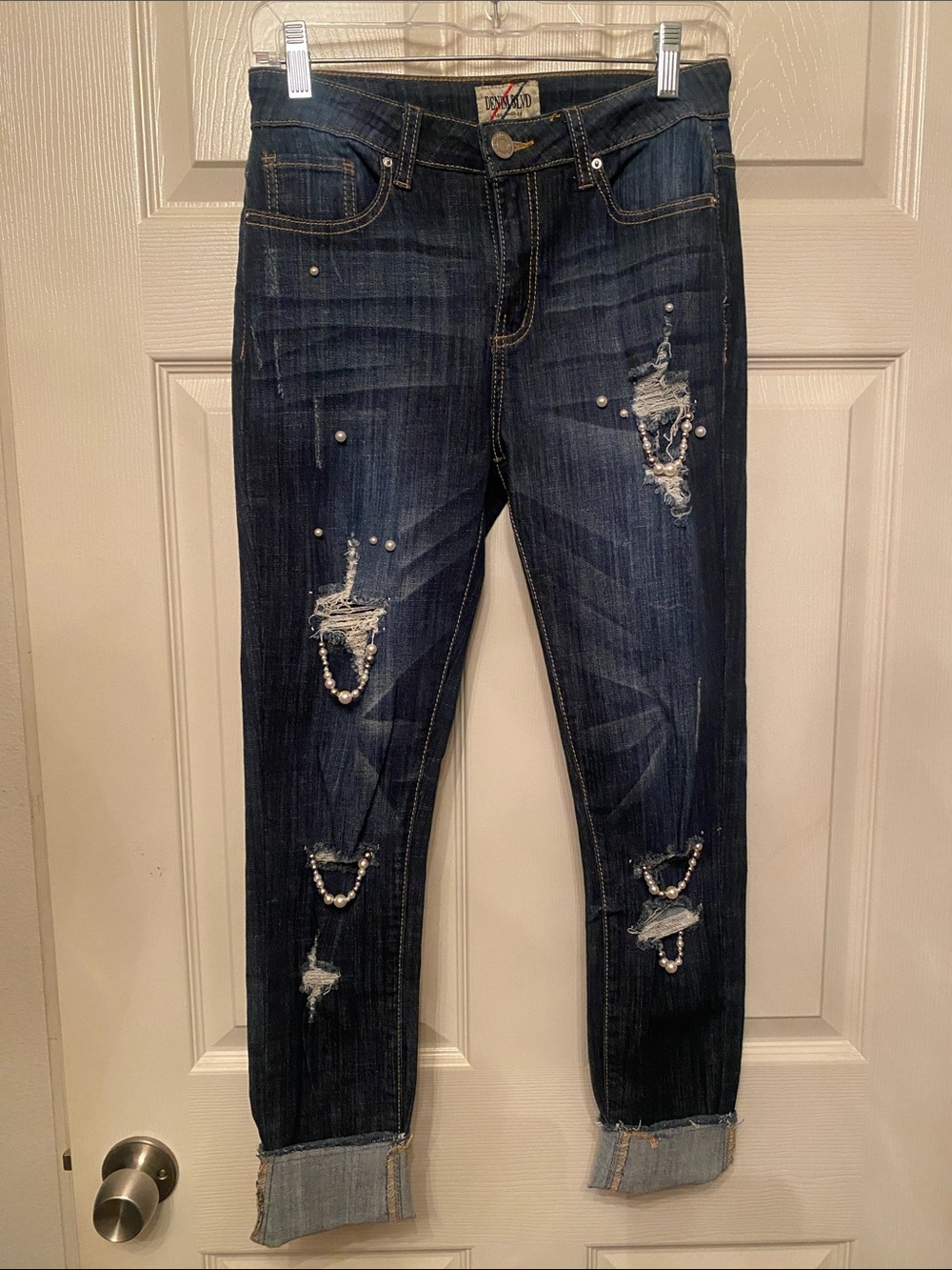 Distressed Dark Wash Women's Jeans with Pearl Embellishments